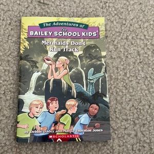 🎀2 for $8🎀 The Adventures of the Bailey School Kids: Mermaids Don’t Run Track